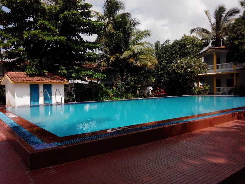 Hotel Riverside Baga Exterior photo